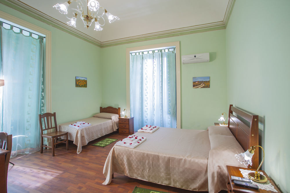 Bed and Breakfast Siciliaetnamare Riposto Exterior foto